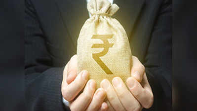 Stock investment: 10 लाख रुपये के निवेश के लिए इस समय सही विकल्प क्या है?