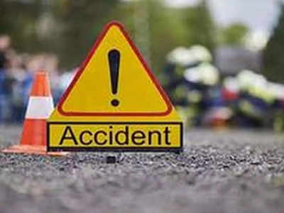 A terrible accident सातारा: शिरवळजवळ भीषण अपघात; WagonR चा चक्काचूर, ३ ठार