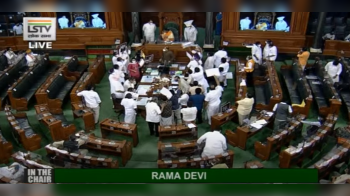 Parliament Monsoon Session Live: पेगासस मुद्दे को लेकर संसद में विपक्ष का हंगामा, राज्यसभा और लोकसभा कल सुबह 11 बजे तक के लिए स्थगित