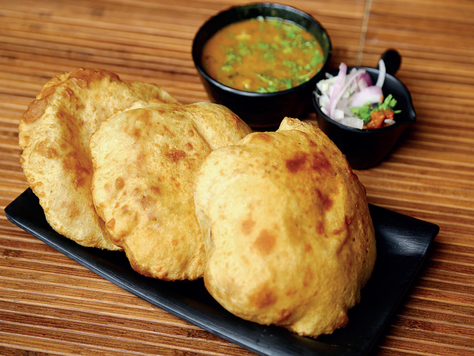 आलू पूरी - Aloo Puri in Haridwar in Hindi