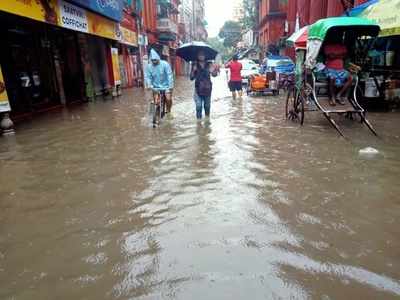 ঘূর্ণাবর্তের জের, কলকাতা-সহ দক্ষিণবঙ্গে ভারী বৃষ্টি