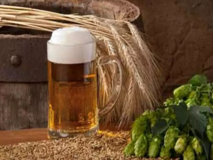 3- जर्मनी के फेमस स्ट्रॉन्ग बियर फेस्टिवल का नाम क्या है?
