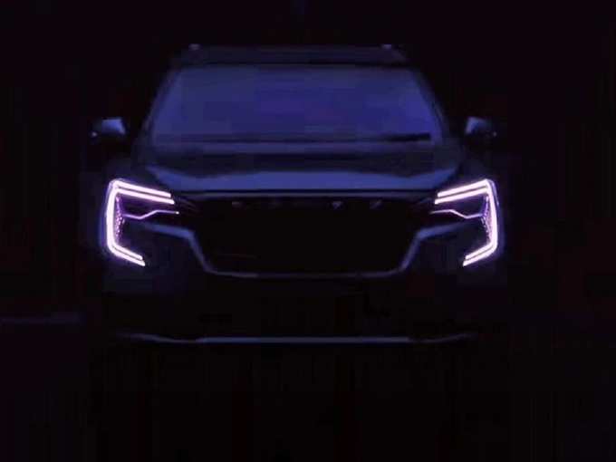 Mahindra XUV700 Color And Features Detail 1