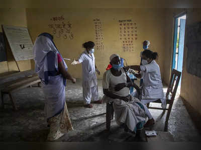 covid vaccination : करोनाविरोधात निम्मी लढाई जिंकली! ५० कोटींहून अधिक नागरिकांना दिली लस