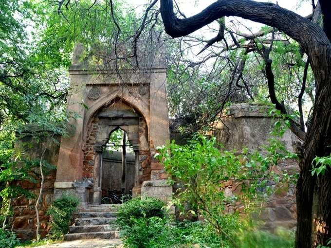 भूली भटियारी का महल - Bhuli Bhatiyari Ka Mahal In Hindi