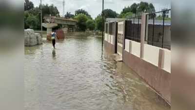 Mirzapur Flood news: मिर्जापुर में गंगा खतरे के निशान के करीब, कई गांवों से संपर्क टूटा, फसलें डूबीं