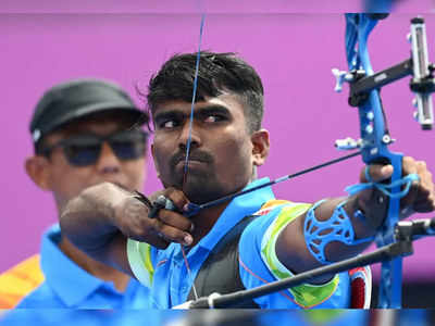 এবার গ্রাম ছাড়তে হবে, আর্তি তরুণ অলিম্পিয়ানের বাবার!