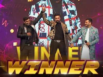 Bigg Boss 8 Kannada Winner: ಬಿಗ್ ಬಾಸ್ ಟ್ರೋಫಿ ಎತ್ತಿಹಿಡಿದ ಮಂಜು ಪಾವಗಡ