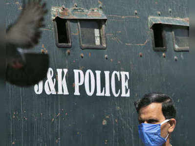 Jammu Kashmir News: आतंकी बनने के 72 घंटों में खत्म हुआ करियर, J&K पुलिस ने 2 को पकड़ा 