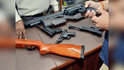Deoria news: बंदूक से देवरिया के शस्त्रधारकों का भंग हो रहा मोह, सरेंडर कर रहे लाइसेंस
