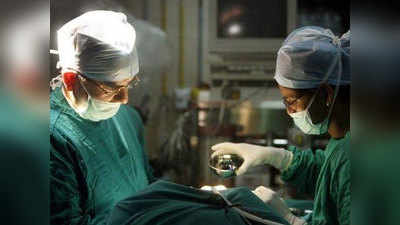 Delhi News: ट्यूमर हटाने के लिए 2 दिन के बच्चे का सफल ऑपरेशन, अपोलो अस्पताल के डॉक्टरों ने किया कमाल