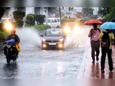 11 மாவட்டங்களில் அடிச்சு பெய்யும் கனமழை: உங்க ஊருக்கு எப்படி?