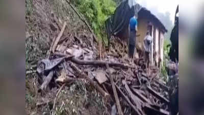 Almora News: अल्मोड़ा में बारिश के चलते ढहा मकान, महिला की मौत, 5 घायल