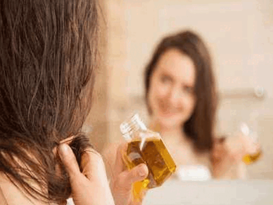 hair care how to use hair serum, Hair Serum लगाने से मिलते हैं कमाल के फायदे, ये है इसे लगाने का सही समय और तरीका - hair serum benefits and how to hair care how to use hair serum, Hair Serum लगाने से मिलते हैं कमाल के फायदे, ये है इसे लगाने का सही समय और तरीका - hair serum benefits and how to