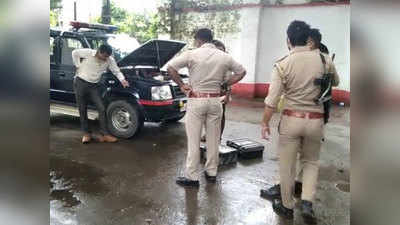 Pilibhit News: पीलीभीत में पुलिस टीम पर गो तस्करों ने की अंधाधुंध फायरिंग, मौके से भाग निकले