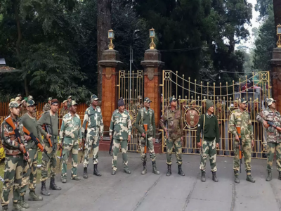 অশান্ত শিলংয়ে জারি কার্ফু, ইস্তফা মেঘালয়ের স্বরাষ্ট্রমন্ত্রীর