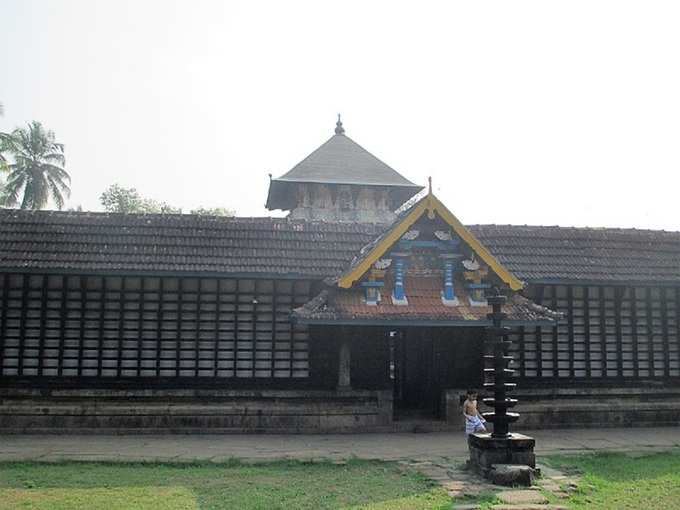 नव मुकुंद मंदिर - Nava Mukunda Temple in Hindi