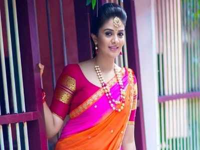 Anchor Sreemukhi: పెళ్లి కబురు చెప్పిన శ్రీముఖి.. లక్కీ నంబర్‌తో ముహూర్తం ఫిక్స్.. అతడి కోసమే ఇన్నాళ్లూ అంటూ