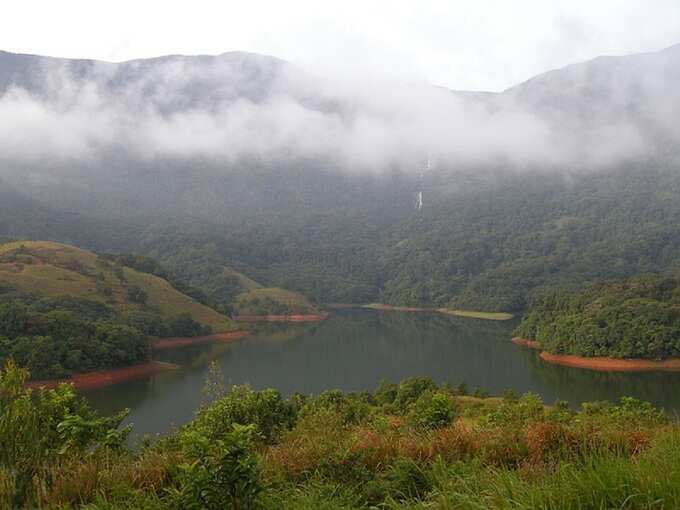 कोयम्बटूर में सिरुवानी झरना और बांध - Siruvani Falls And Dam in Coimbatore In Hindi