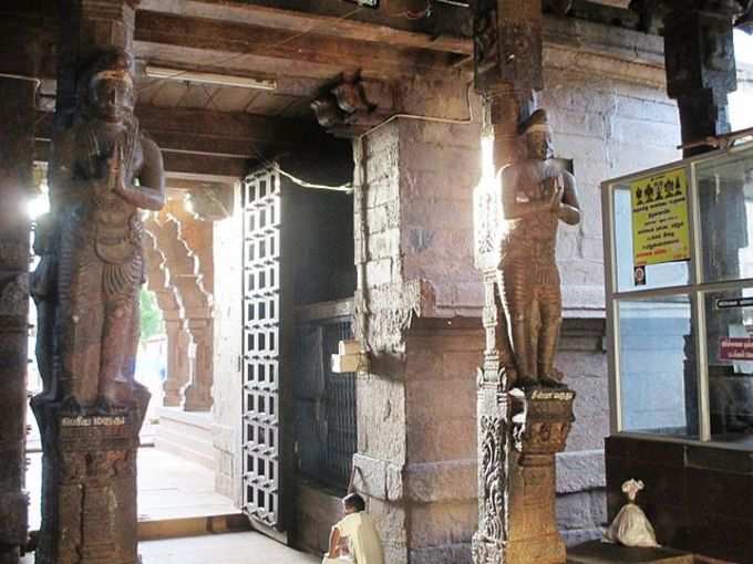 Thirumohoor Kalamegaperumal temple Entrance