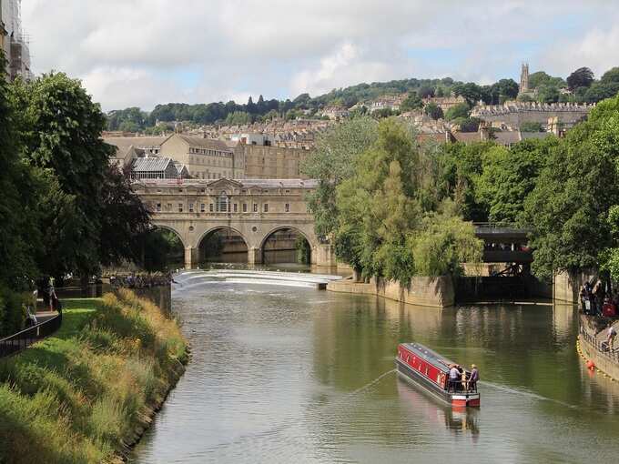 कपल्स के घूमने के लिए बाथ शहर - Bath in Hindi