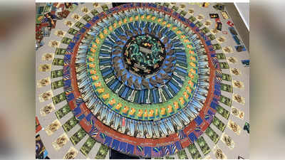 ഇങ്ങനെയൊരു പൂക്കളം ഇവിടെ മാത്രം...180 രാജ്യങ്ങളിലെ അമ്പതിനായിരത്തോളം റീചാര്‍ഡ് കാര്‍ഡുകള്‍, വീഡിയോ