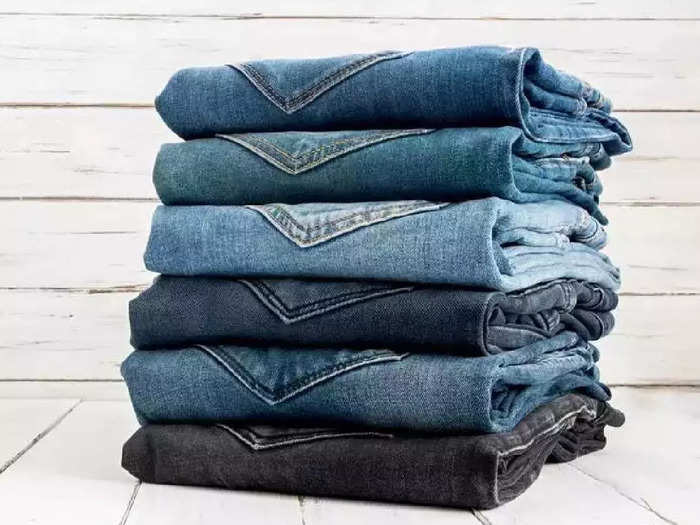 पर्फेक्ट कैजुअल लुक के लिए स्टाइल करें ये ब्रांडेड Jeans, कीमत 629 रुपए से है शुरू