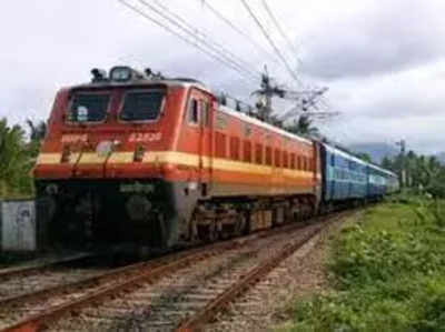 Indian Railway news: किसान आंदोलन के कारण 48 ट्रेनें पूरी तरह कैंसिल, यहां देखें पूरी लिस्ट