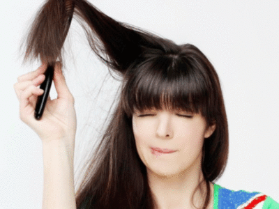 Stop Hair Breakage: कंघी से लेकर शैंपू तक, अपने बालों को ब्रेकेज से बचाने के लिए जरूर जानें ये बातें