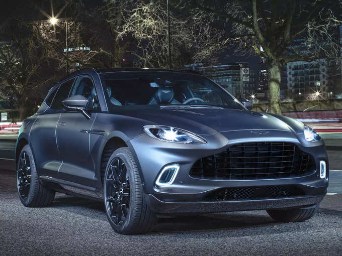 Aston Martin DBX (2)