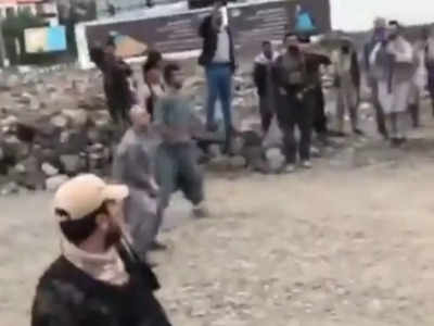 Video: तालिबान ने घेरा पंजशीर, वॉलीबॉल खेलते दिखे अमरुल्लाह सालेह, लोग बोले- अफगान हीरो