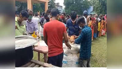 দুয়ারে সরকারের ক্যাম্পে মিলছে বিনামূল্যে মুড়ি-ঘুগনি, খবর পেতেই লম্বা লাইন