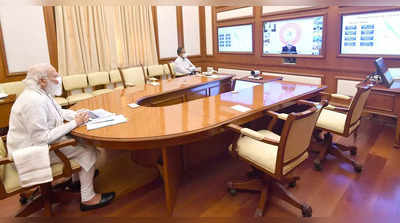 pm modi pragati meeting : संतापलेल्या PM मोदींच्या आदेशाने अधिकार्‍यांमध्ये खळबळ, काय घडलं? वाचा...