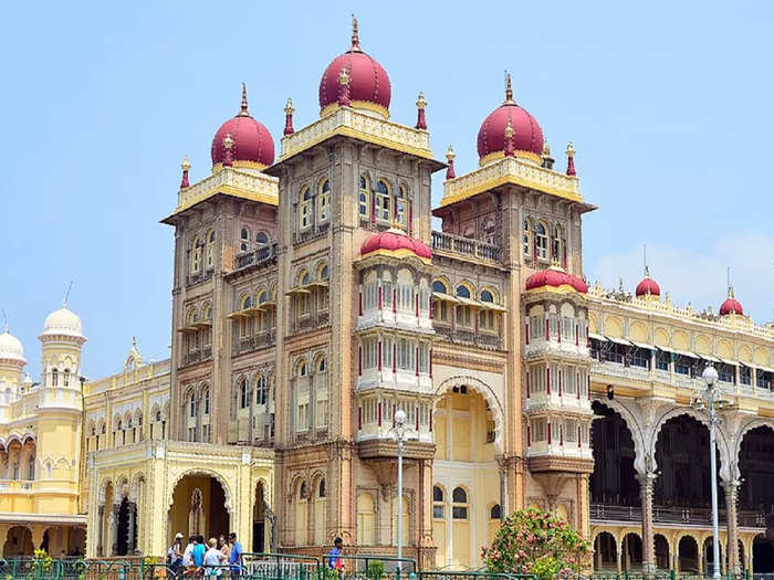 tourist places in mysore in hindi