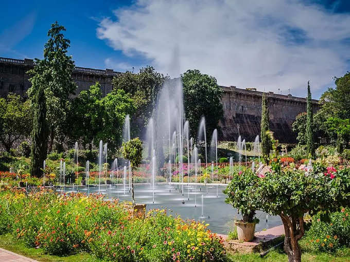 मैसूर में बृंदावन गार्डन - Brindavan Gardens in Mysore In Hindi