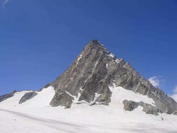 कोलाहोई ग्लेशियर ट्रैक - Kolahoi Glacier Trek in Kashmir in Hindi