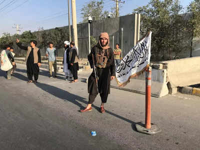 Afghanistan Crisis: ये कैसा तालिबान का इस्लामिक अमीरात? बैंकों में पैसा नहीं, दाने-दाने को मोहताज अफगानी