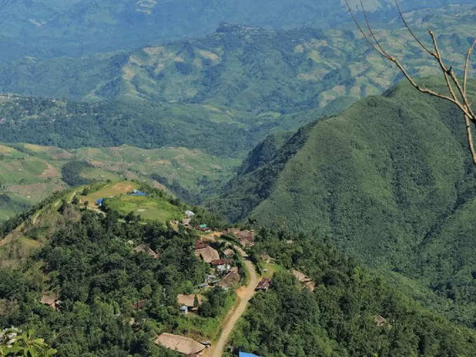 लोंगवा, नागालैंड - Longwa, Nagaland in Hindi