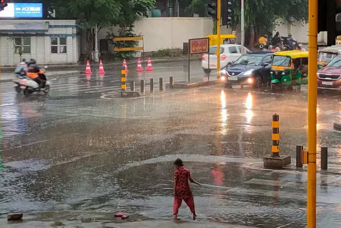 rain ahmedabad7