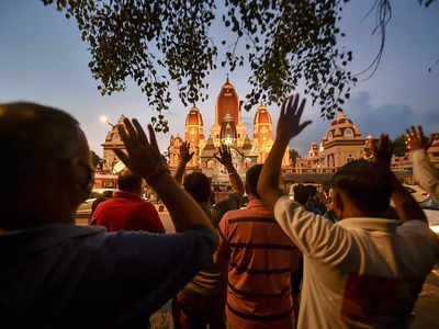 Janmashtami Celebrations: राजधानी के मंदिरों में पहली बार बिना भक्तों के मनाई जन्माष्टमी
