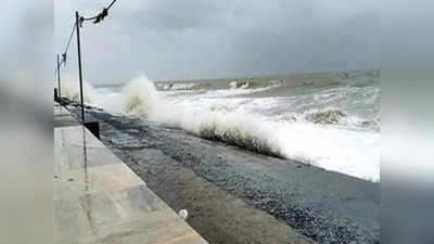 চোরাস্রোতের সমুদ্রে নিয়ম অমান্যর মাশুল দিচ্ছেন পর্যটকরা