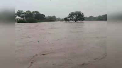 Jalgaon Floods: जळगावात पावसाचं रौद्र रूप; १५ गावांना पुराचा वेढा, दोघांचा बुडून मृत्यू