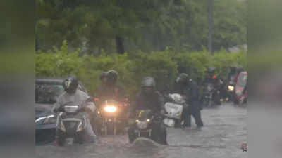 Delhi Traffic Alert : दिल्ली में बारिश के बाद कई रूट्स पर ट्रैफिक हुआ प्रभावित, बाद में सामान्य हुए हालात