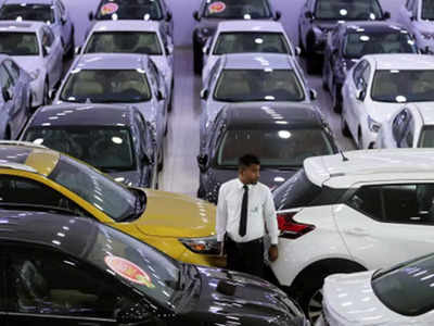 Cars Price Hike: 1 सितंबर से महंगी हो जाएंगी इन कंपनियों की कारें, जानिए कितने बढ़ सकते हैं दाम