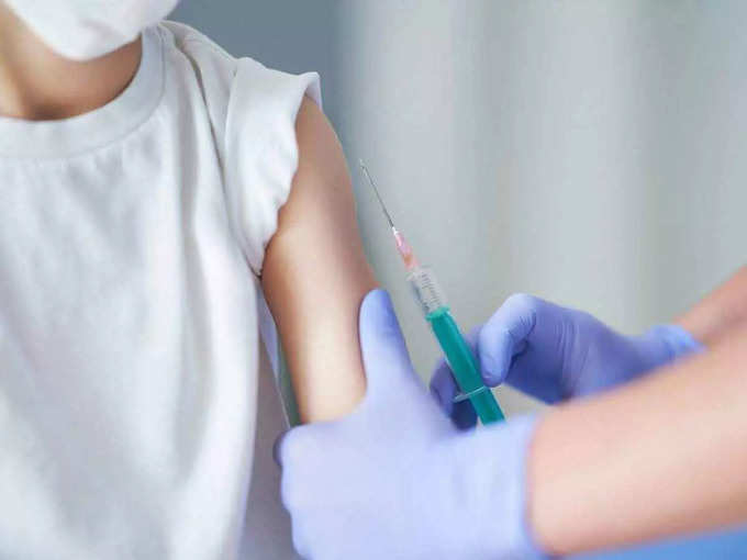 9- बच्चों के लिए वैक्सीन कब?