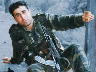 Vikram Batra: कैसे की विक्रम बत्रा ने प्वाइंट 4875 चोटी पर फतह, फिर हो गये शहीद, जानें पूरी बायोग्राफी