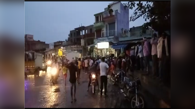 अलवर में देर रात उपद्रव, पुलिस पर पत्थर-बोतलों से हमला, व्यापारियों ने किया बाजार बंद