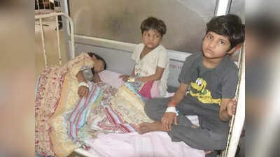 UP Viral Fever: 100 मौतें... पश्चिम में बुखार तो पूरब में बाढ़, फिरोजाबाद समेत यूपी के कई जिलों में मचा हाहाकार