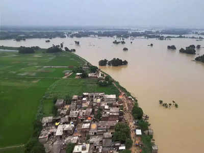 Gorakhpur news: गांवों में भरा बाढ़ का पानी, टायर ट्यूब और थर्माकोल से बनी नाव ने ले ली बुआ-भतीजे की जान