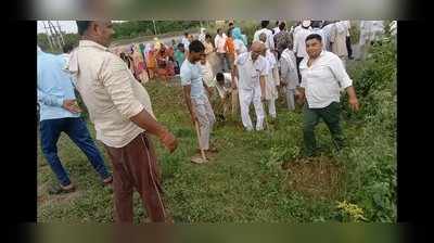 गाजियाबाद: मुआवजे की मांग पूरी न होने पर मंडोला के किसानों ने दी समाधि लेने की धमकी, 5 साल से जारी है धरना